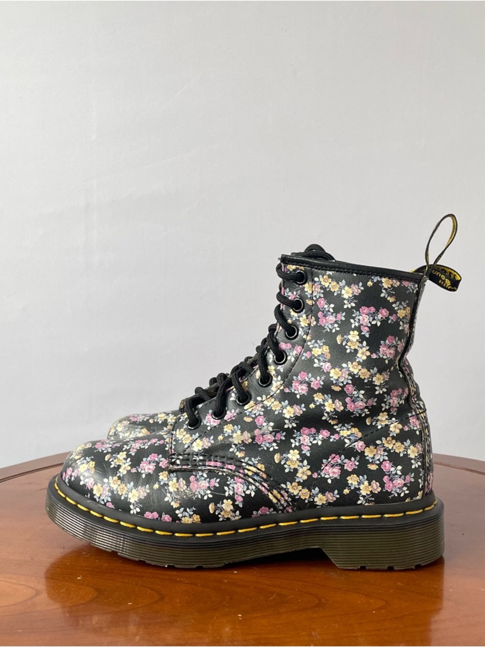 Dr Martens Women's Floral 1460 Mini Tydee 8 Eyelet Black Boots | US 5 - Picture 3 of 8